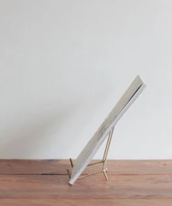 Fog Linen Work Brass Stand Medium